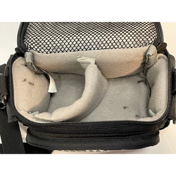 Lowepro Edit 110 Camera SLR shoulder bag pockets 7" x 5" x 5" black - Picture 6 of 14